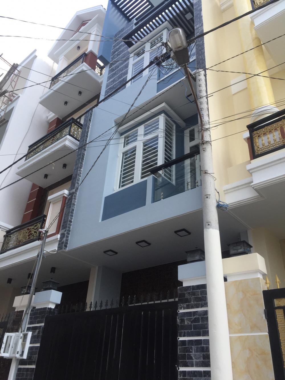 Bán nhà mới xây phường Hiệp Bình Chánh, 1 trệt, 3 lầu đường số 25 Phạm Văn Đồng, giá 2.8 tỷ