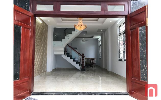  Dãy Nhà phố SHR, giá 2.7 tỷ, gần Nguyễn Oanh, đường lớn, full nội thất