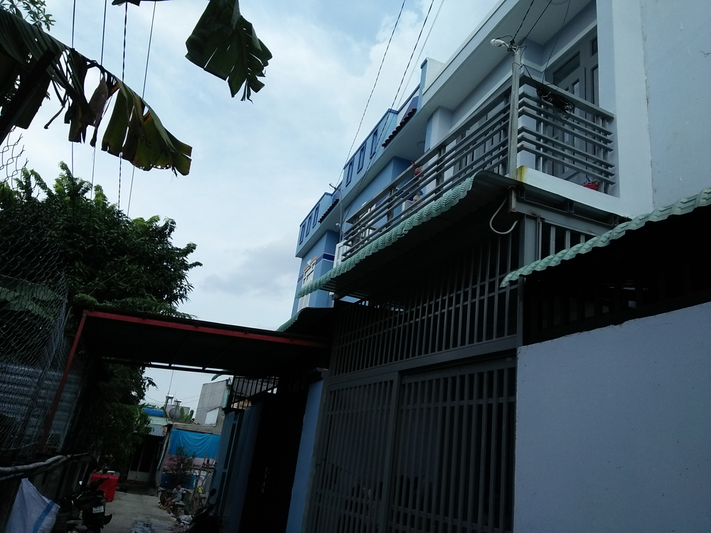 Nhà mới được xây dựng Trần Văn Mười, 4,5x12m, 1 lầu 1 trệt, 2PN, 2WC, SR