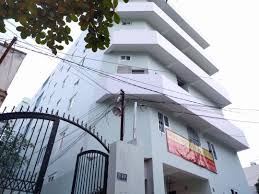 Cần bán nhà Mặt Tiền đường Nguyễn Bá Tuyễn, Tân Bình. diện tích: 8 x 17 m2. Nhà 3 Lầu, 16 tỷ