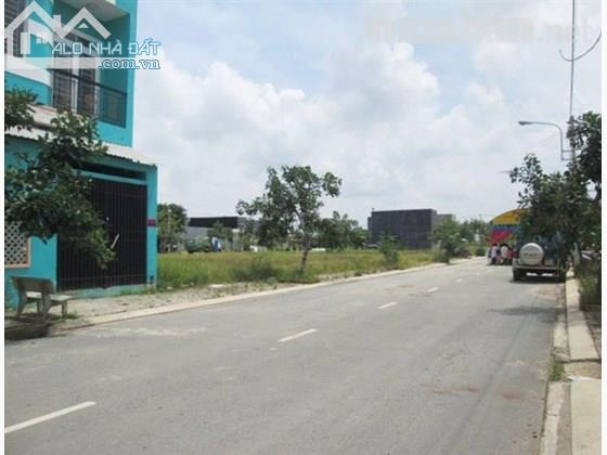 Nhà bán căn góc 2 mặt tiền hẻm xe hơi Trần Văn Quang, Quận Tân Bình 