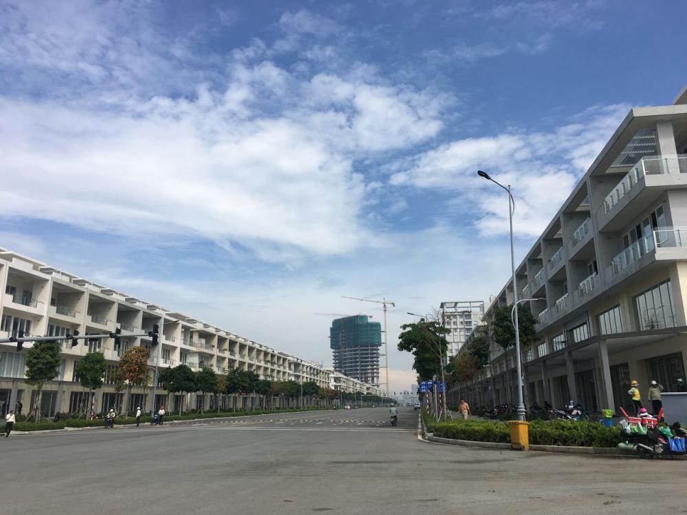 Chuyên bán nhà phố thương mại Nguyễn Cơ Thạch và nhà phố Sari Town, nhiều lựa chọn cho khách hàng