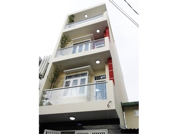 Vỡ nợ bán nhà  hẻm 8m rẻ nhất đường Trần Quang Diệu, Q.3(4,15 x 15m) .