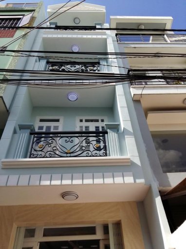 Bán nhà mặt tiền góc đường Nguyễn Bá Tòng, 7x20m, đúc 4 tấm
