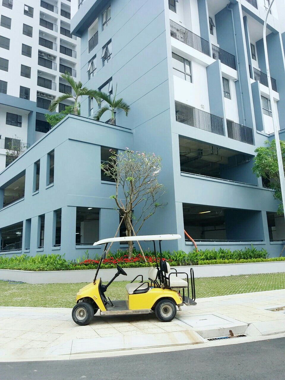 Cho thuê nhiều căn hộ M-One Nam Sài Gòn, 2Pn giá 8.5 triệu/tháng – 18 triệu/tháng. Liên hệ 0915568538
