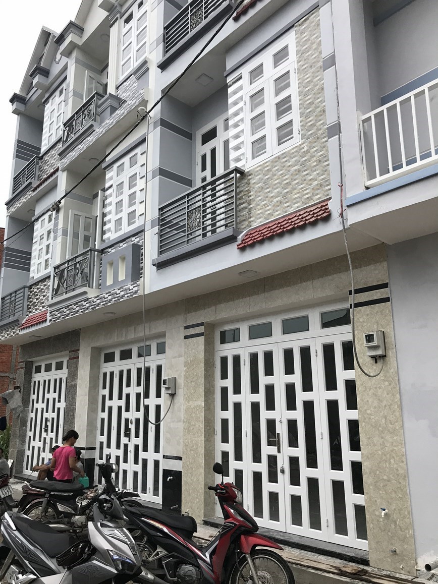 Nhà mới 2 4PN lầu sang trọng hẻm trước nhà 8m cạnh CVPM Quang Trung