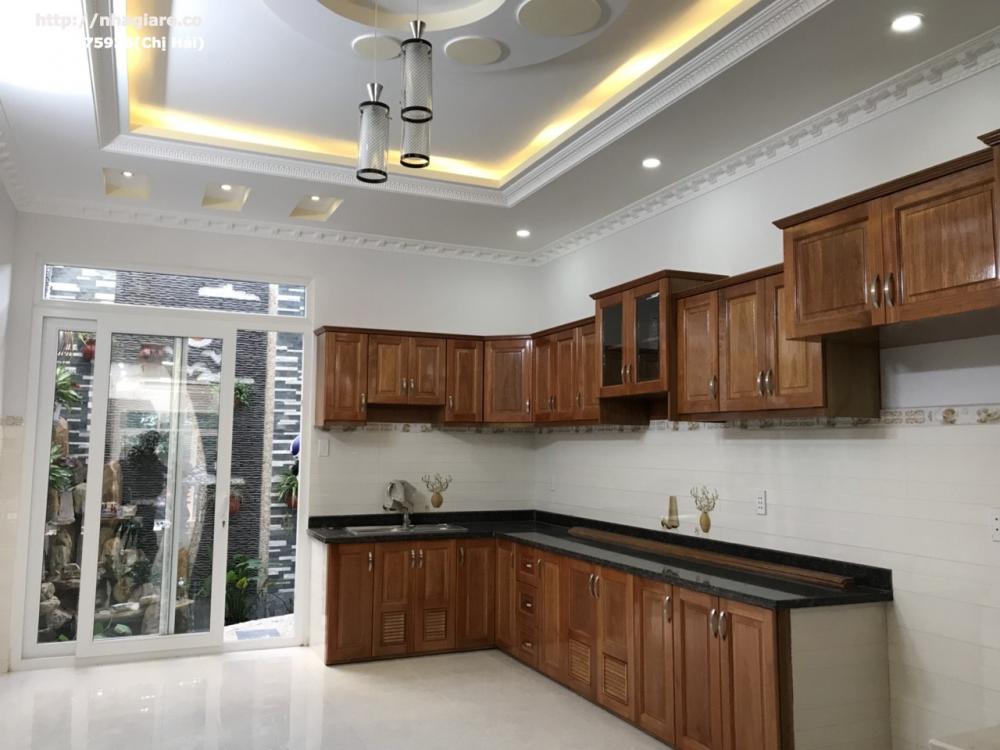 Cần bán nhà đẹp mặt tiền 16m đường Phú Thuận,Q7, thiết kế theo phong cách Châu Âu, Dt 4x20m. Giá 8.5tỷ