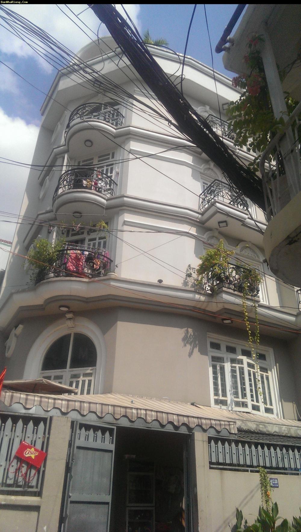 Bán nhà 3 mặt tiền đường Đặng Tất, P.Tân Định, Quận 1. DT: 4.2x20m, giá 21 tỷ - 0914468593