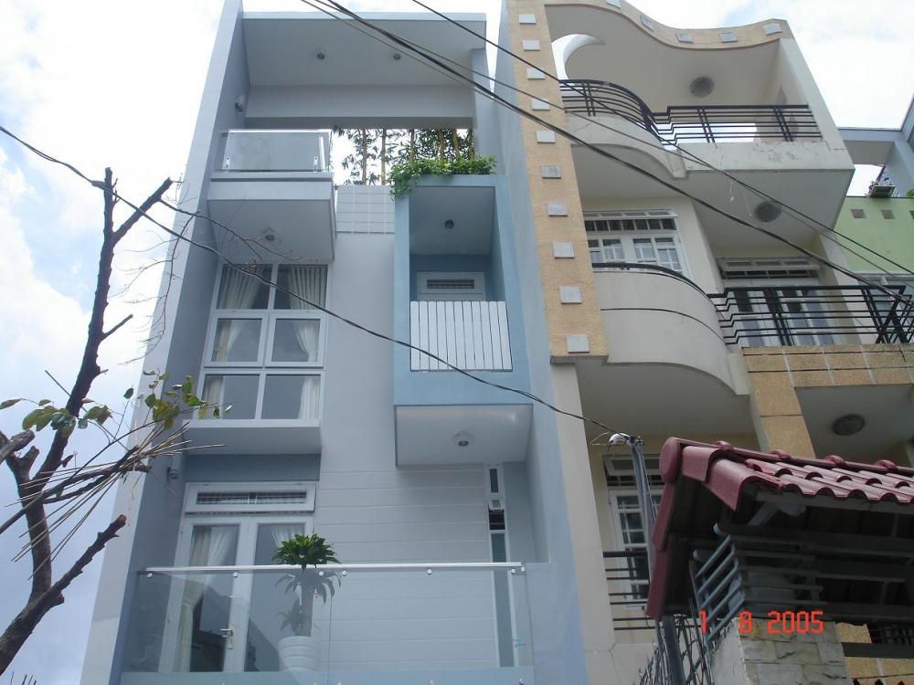 Bán gấp nhà riêng Nguyễn Kim, Quận 10, 4,7 x 11m, trệt 2 lầu, DTCN 52m2, có hẻm sau