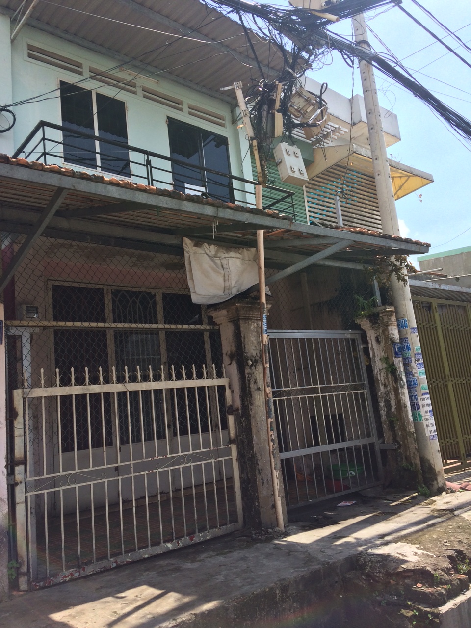 Bán nhà 1 trệt, 1 lầu, đường 385, phường Tăng Nhơn Phú A, giá 1.85 tỷ