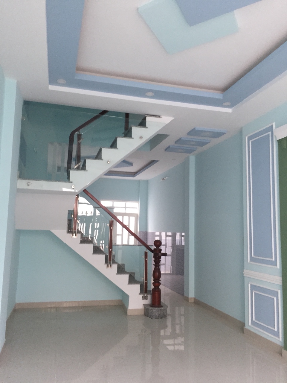 Cần bán nhà mới, đẹp hẻm 1135 Huỳnh Tấn Phát, Quận 7, DT 4x16m, 3 lầu. Giá 4,2 tỷ