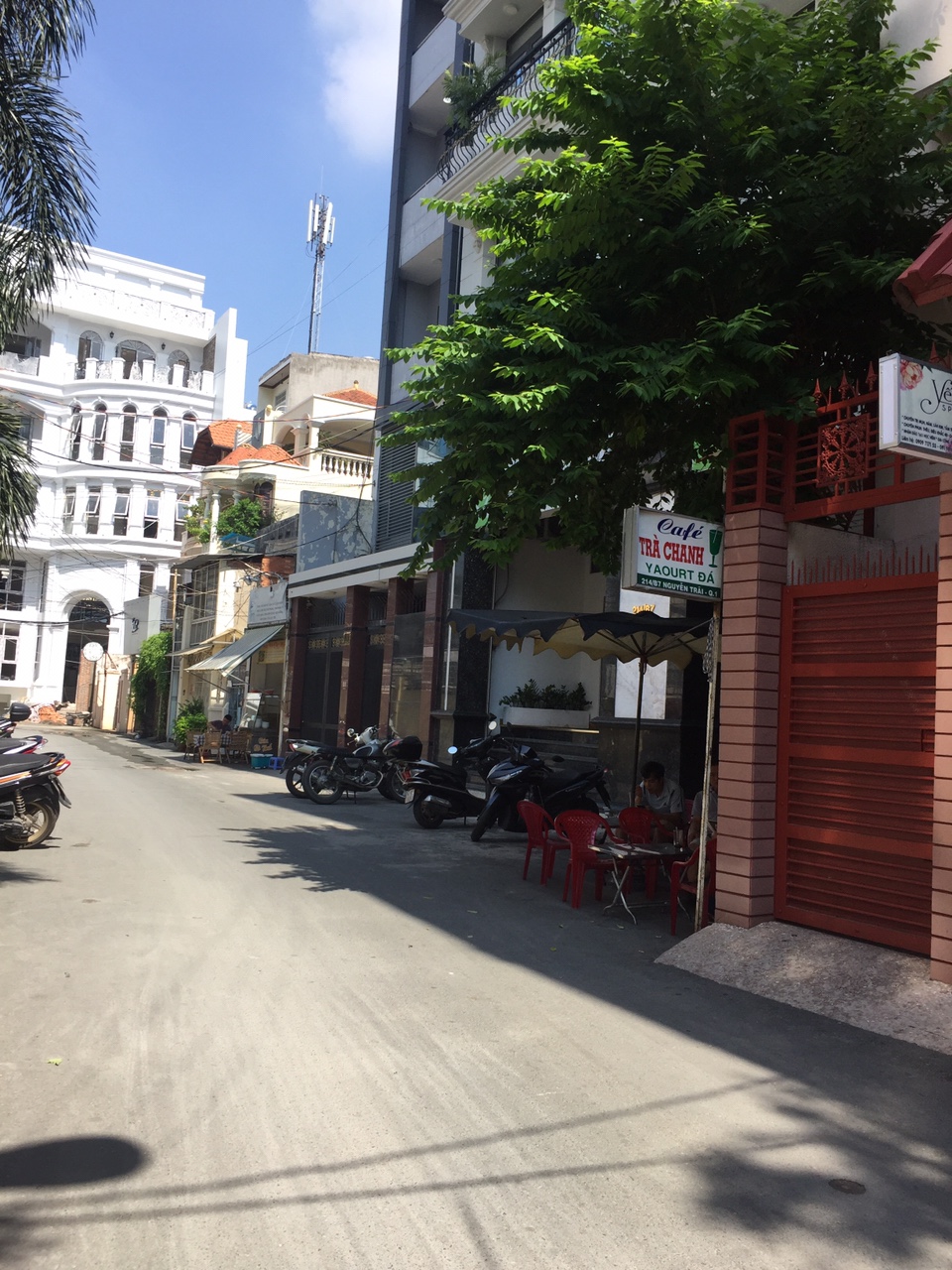 Bán nhà gần đường Tôn Thất Tùng, P. Nguyễn Cư Trin, Q1, DT 5x14m, 4 lầu, giá 15.8 tỷ. LH 0914468593