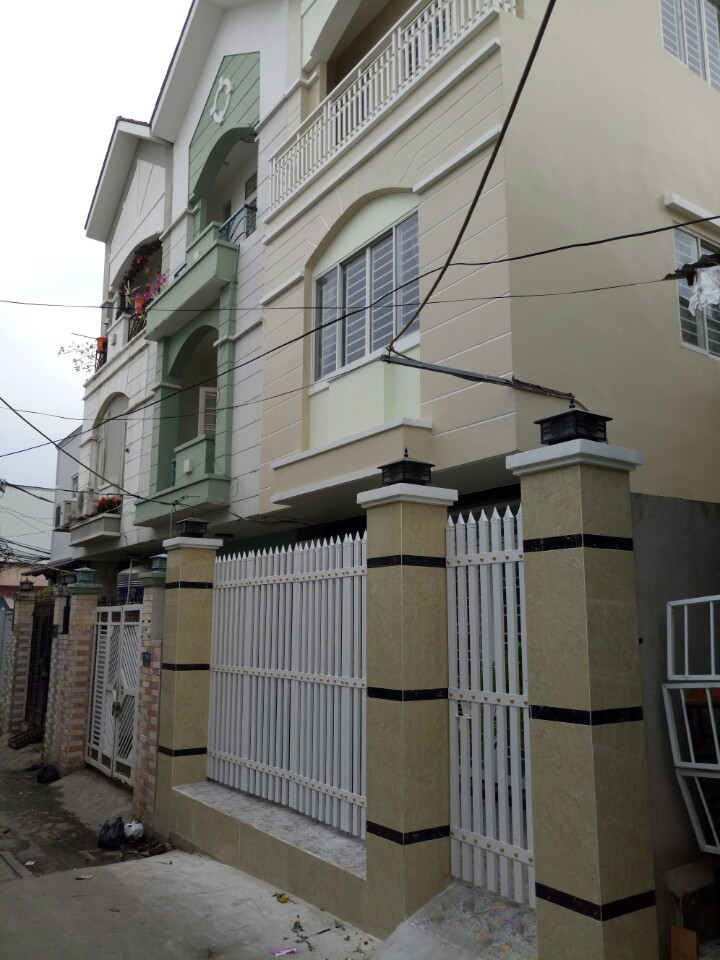 Bán nhà mặt tiền đường Phạm Hữu Lầu, Quận 7