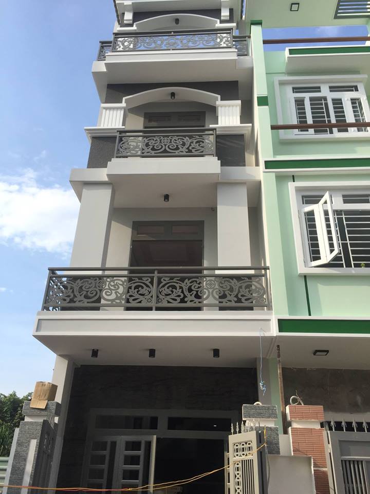Bán nhà 3.5 tầng Phạm Văn Đồng, Hiệp Bình Chánh, (4.2 x 13) giá bán 3 tỷ 7 hỗ trợ vay 70% giá trị nhà
