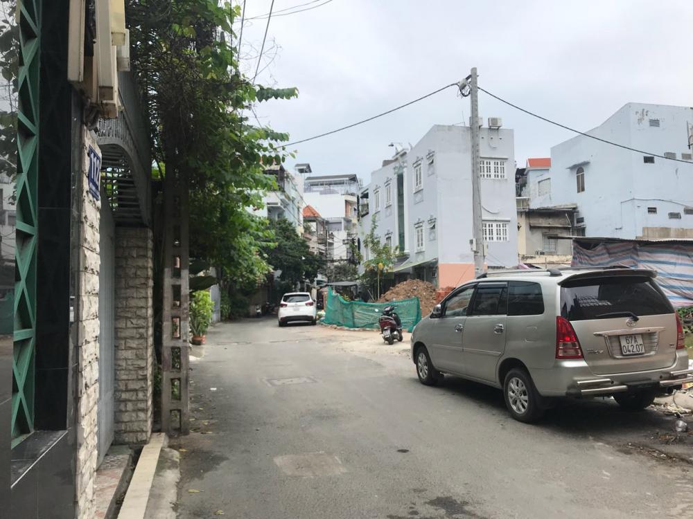 Cần bán nguyên căn nhà mặt tiền đường Nguyễn Thanh Tuyền, P2, Tân Bình. LH 0917978111