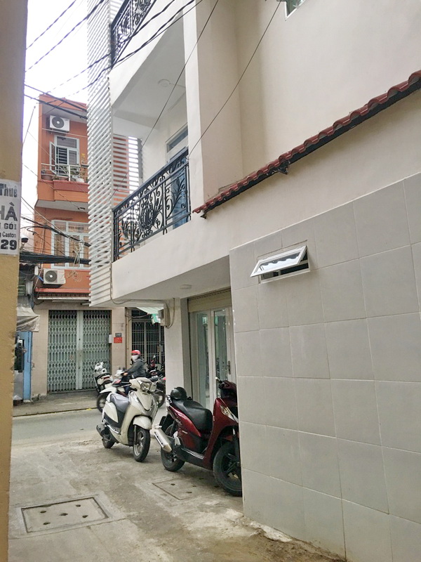 Bán nhà góc 2 mặt tiền đường Nguyễn Thần Hiến phường 18, quận 4
