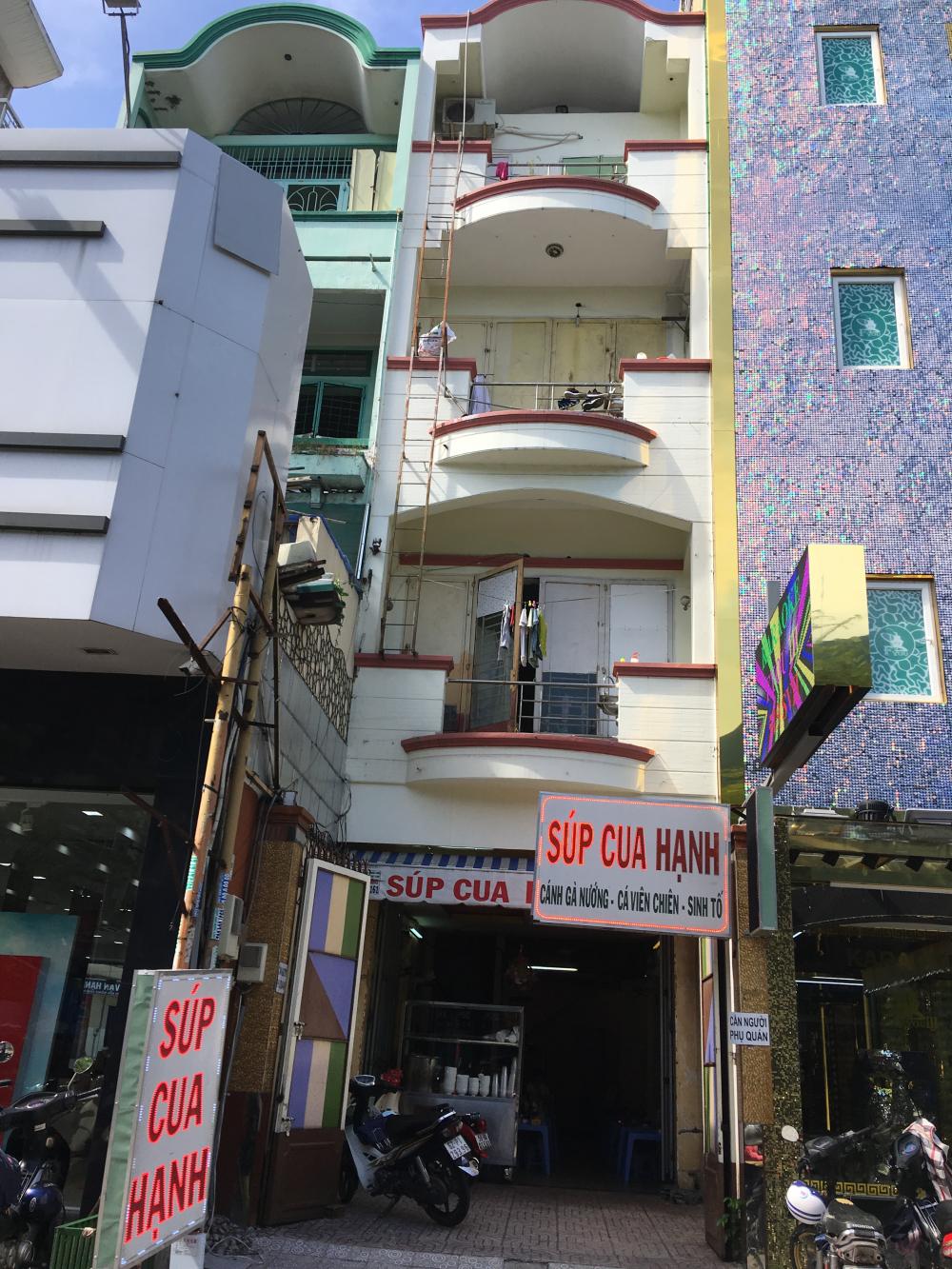 Nhà bán gấp 2 MT đường Nguyễn Tri Phương, P4, Quận 10, gần 3 Tháng 2 khu kinh doanh sầm uất