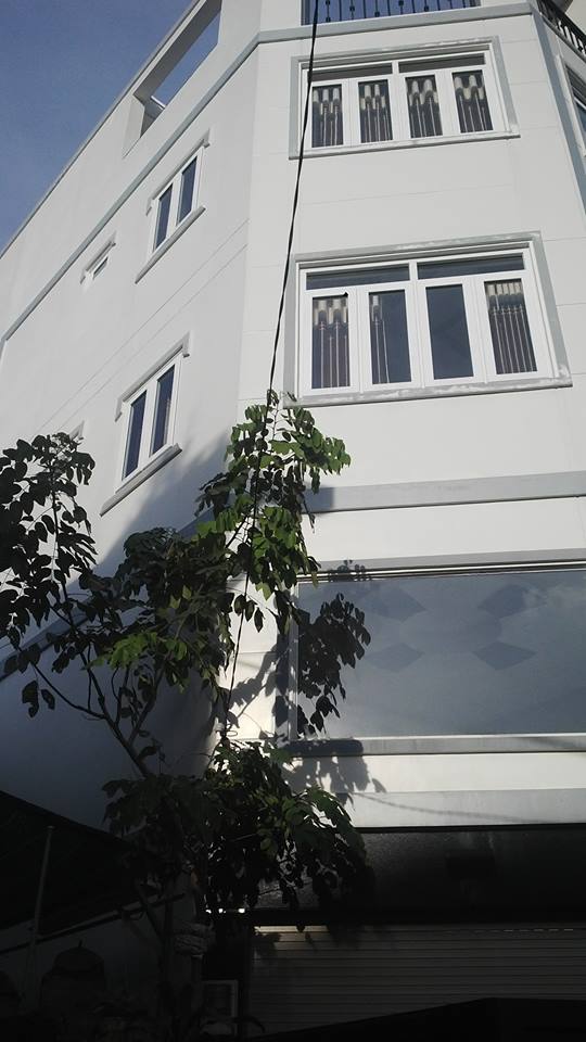 Bán nhà hẻm 8m đường Nguyễn Cửu Vân, Bình Thạnh, giá 7 tỷ 1