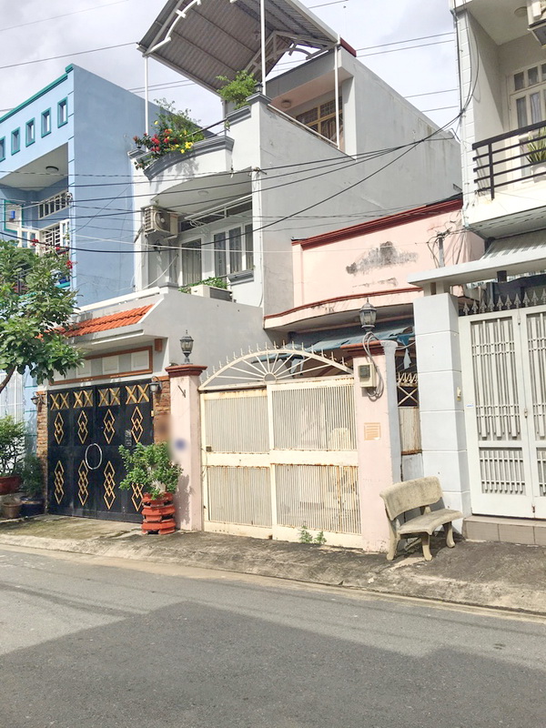Bán nhà mặt tiền đường 34, phường Bình Thuận, Quận 7