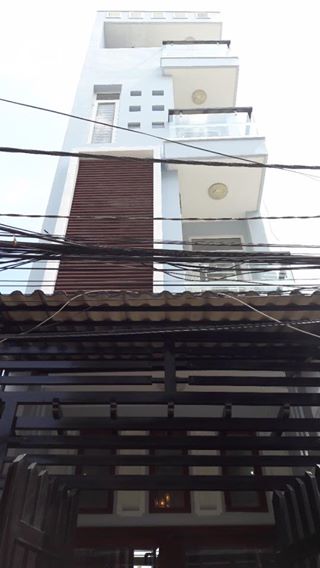 Bán nhà hẻm 16 đường Nguyễn Thiện Thuật, Quận 3, Nhà đep mua ở liền