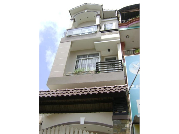 Bán nhà mặt phố tại Đường Nguyễn Chánh Sắt, Phường 13, Tân Bình, Tp.HCM. DT: 4.2x18m, 4 lầu. Mới giá 8 Tỷ