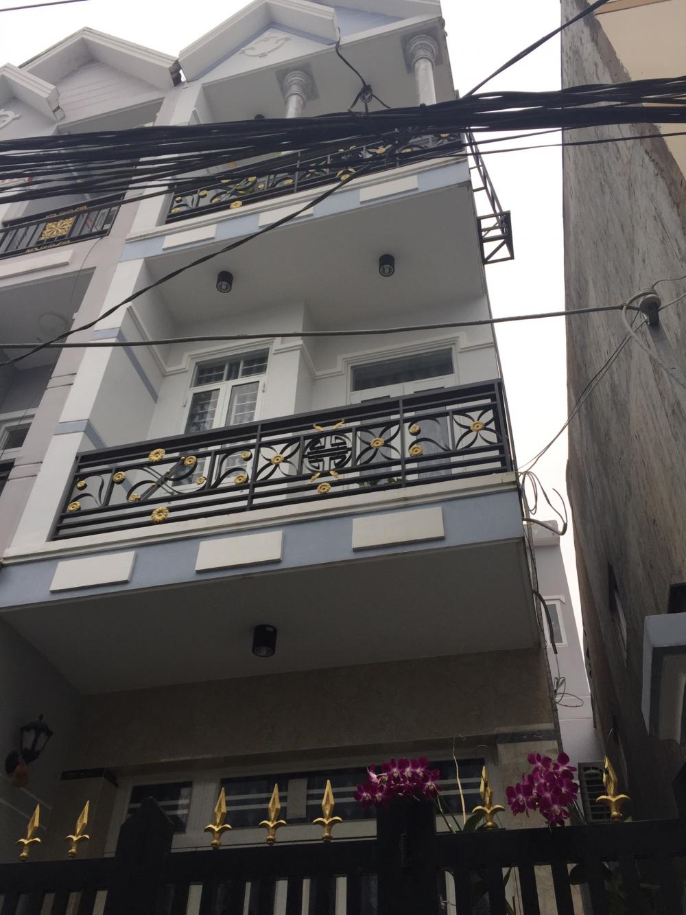Cần bán nhanh nhà đẹp 3 lầu nằm hẻm 2056 Huỳnh Tấn Phát, Nhà Bè. Giá 2,45 tỷ