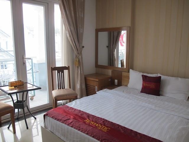Bán khách sạn mặt tiền Nguyễn An Ninh, Quận 1, ngay chợ Bến Thành, hầm, 10 lầu