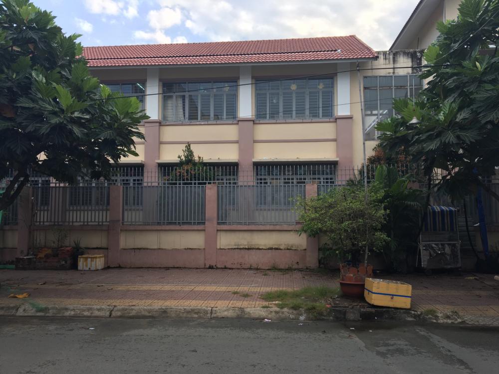 Nhà mặt tiền đường Số 8, đối diện trường tiểu học Phước Bình