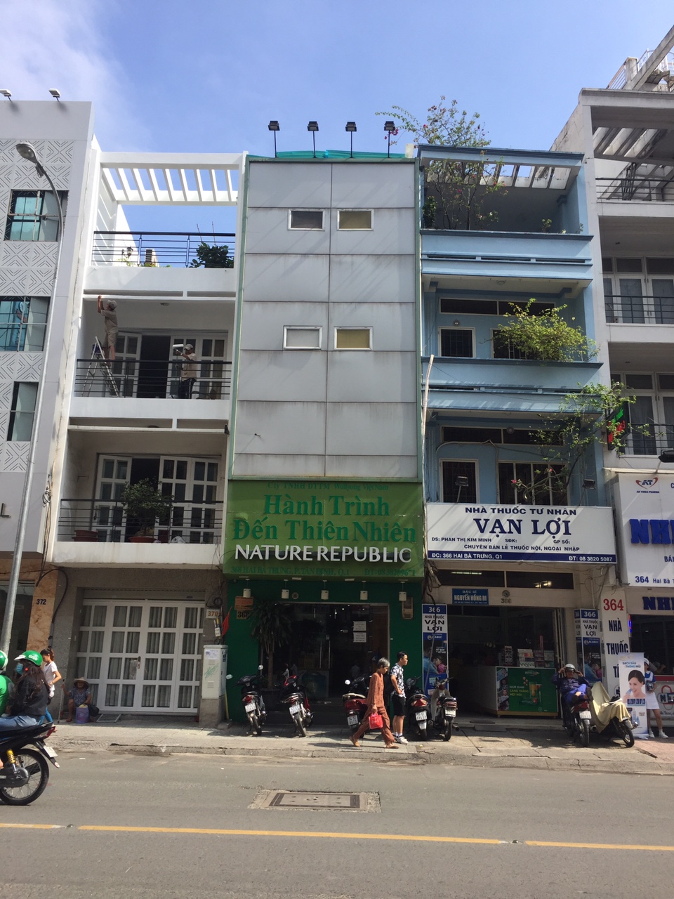 Bán nhà mặt tiền đường Đề Thám, Nguyễn Thái Học, P. Cầu Ông Lãnh, Q1. DT: 4x18m, giá 17 tỷ