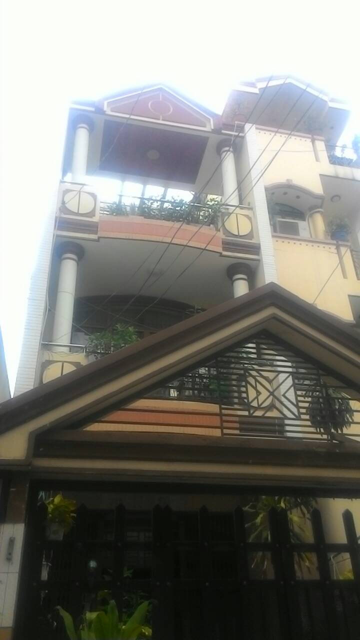 Bán nhà mặt tiền Nguyễn Cảnh Chân Q1 góc Trần Hưng Đạo DT 6x10m, 3 tầng