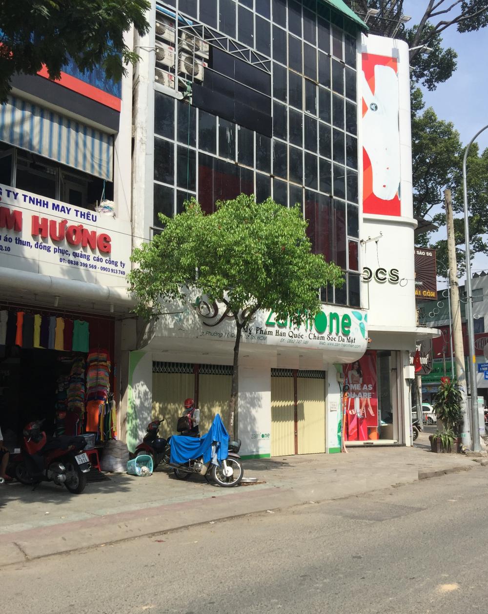 Nhà phố Nguyễn Huệ 4,65 x 12m, 2 lầu hẻm nhựa 6m, giá 25 tỷ