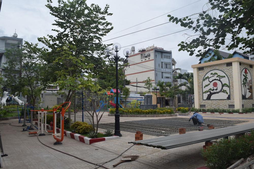 Bán nhà SHR 1 trệt, 2 lầu, mặt tiền đường Số 5, Quận Bình Tân, TPHCM