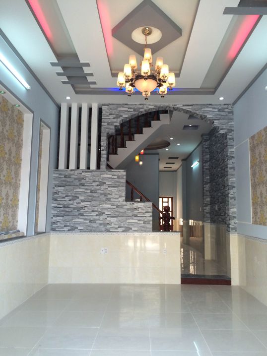 Bán gấp nhà mt đường Sư Vạn Hạnh 4 x 28 nhà 3 lầu tuyệt đẹp giá tốt nhất 