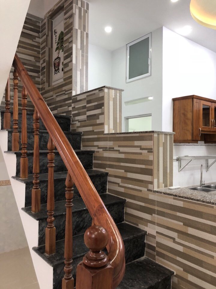 Bán nhà hẻm 67, đường Số 3, Phường 9, Quận Gò Vấp, 4 x 10m, 1 trệt 2 lầu, giá 3,3 tỷ