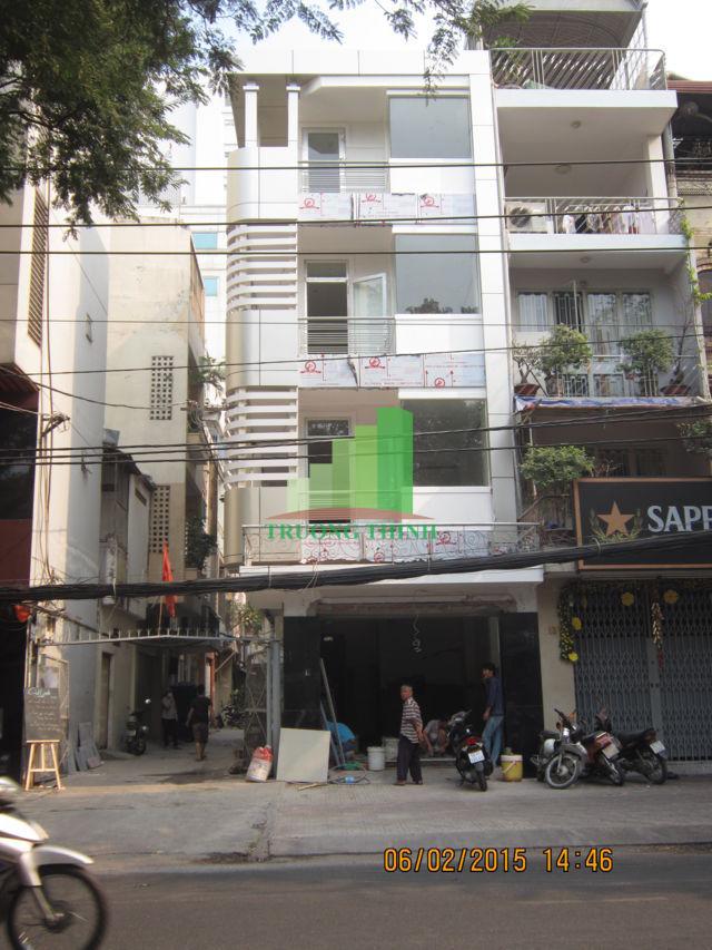 Bán nhà rẻ nhất MT Nguyễn Phi Khanh, Q. 1, 4x20m, 3 lầu, giá 16.5 tỷ. HĐ 60 tr/th, 0938216369