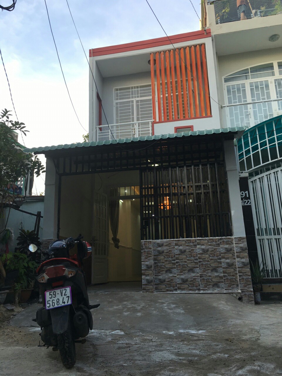 Bán nhà 1 trệt 1 lầu đường Nguyễn Kiệm, ngay bệnh viện 175, cách Adora chỉ 200m