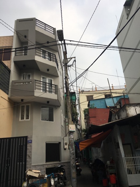 Bán nhà mặt phố tại đường Nguyễn Tiểu La, Phường 15, Quận 10, TP. HCM, diện tích 51.75m2, giá 8 tỷ