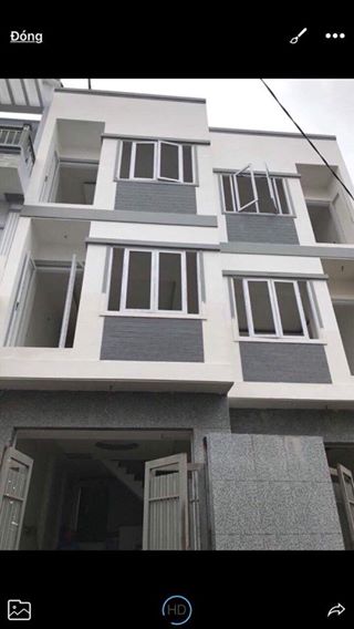 Bán gấp căn nhà 1 trệt, 2 lầu, SHR, giá 1 tỷ 190tr Lê Văn Lương