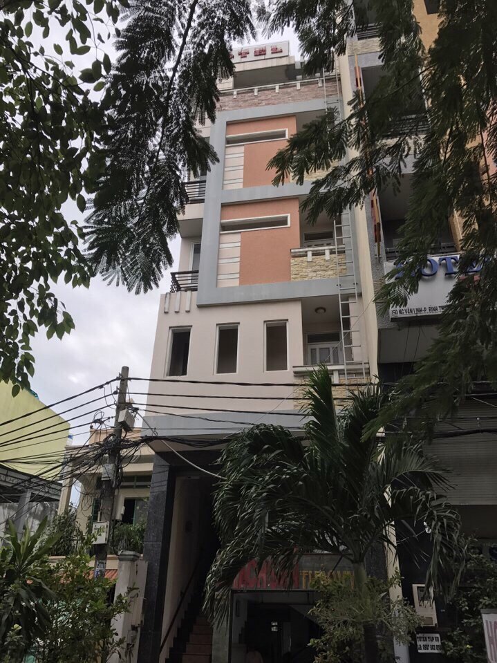 Nhà mặt tiền đường Nguyễn Văn Linh, phường Bình Thuận, Quận 7, Hồ Chí Minh, diện tích 104m2