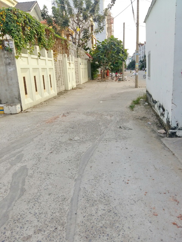 Bán nhà gần mặt tiền, đường Tân Thuận Nam, P. Phú Thuận, Quận 7