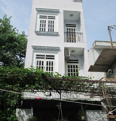 Bán nhà 1 trệt + 2 lầu, MT đường Đồng Văn Cống, quận 2