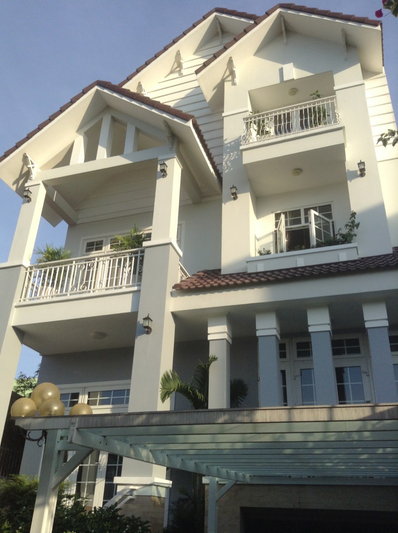 Bán nhà mặt tiền đường Trần Văn Dư, dt 4x 16m, 4 lầu+ sân thượng.