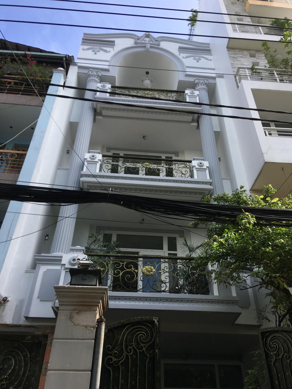 Kẹt tiền bán gấp trước tết nhà HXH 3 Tháng 2, gần Lê Hồng Phong. DT: 5 x 12m, nhà đẹp 3 tấm