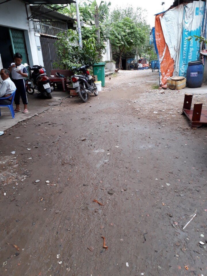 Bán nhà hẻm 163 Bùi Văn Ngữ, Phường Hiệp Thành, Quận 12, 4 x 25m, cấp 4 lửng, giá 2,4 tỷ