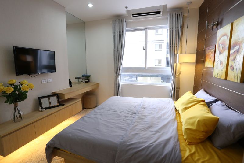 Bán khách sạn Quận 10 giá rẻ mt Nguyễn tiểu La 8 x 20 nhà 1 hầm 7 lầu,Nội thất cao cấp