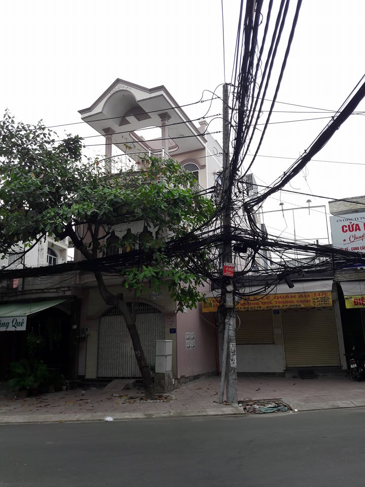Bán nhà mặt tiền sầm uất 4.2x16m, 3.5 tấm, 247 Gò Dầu, Q. Tân Phú, 7,9 tỷ