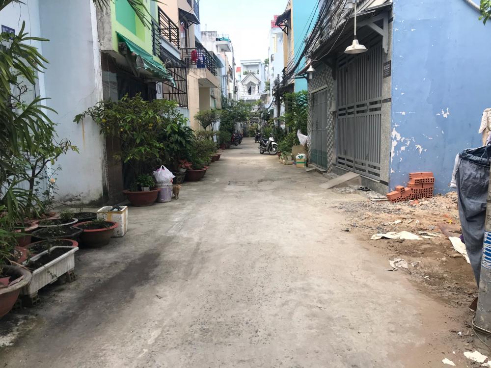 Bán gấp nhà đẹp 2 lầu đường Huỳnh Tấn Phát, phường Phú Thuận, Quận 7