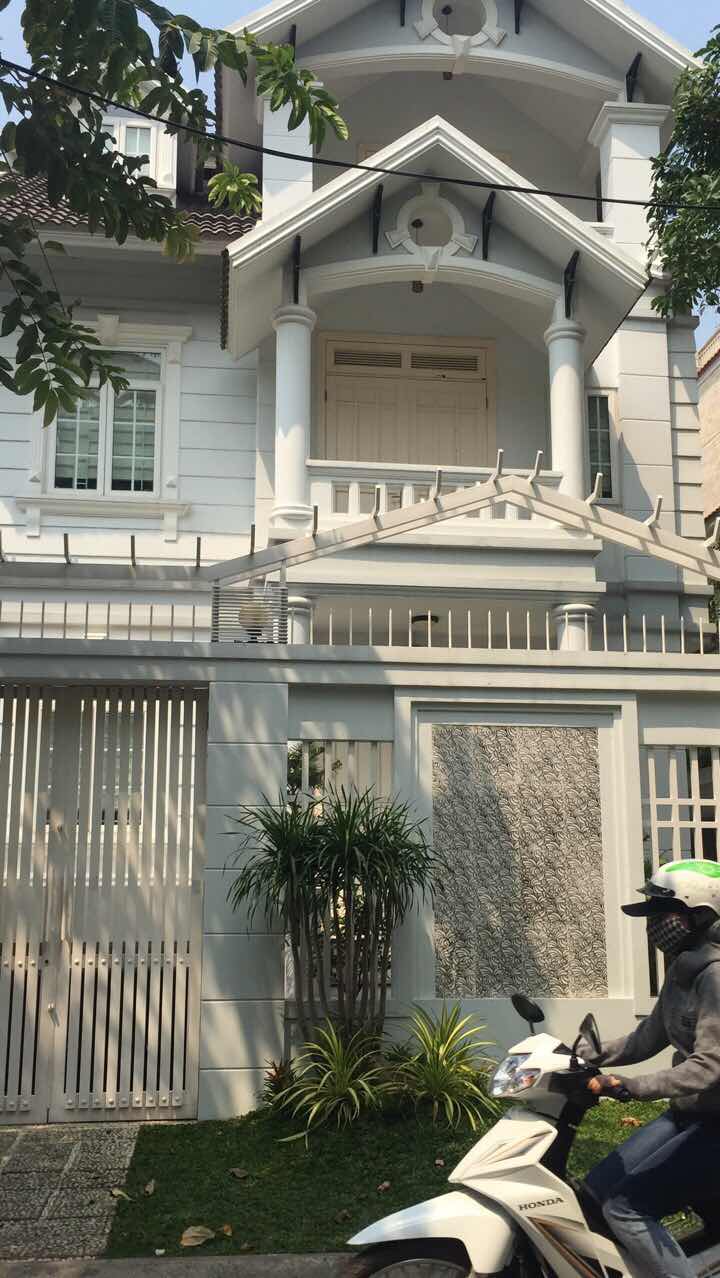 Bán căn villa khu Fideco, Thảo Điền, Quận 2. Giá 19.5 tỷ, 140m2, 3 lầu