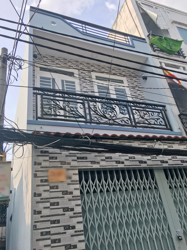 Bán nhà mặt tiền hẻm 576 Đoàn Văn Bơ, Phường 14, Quận 4