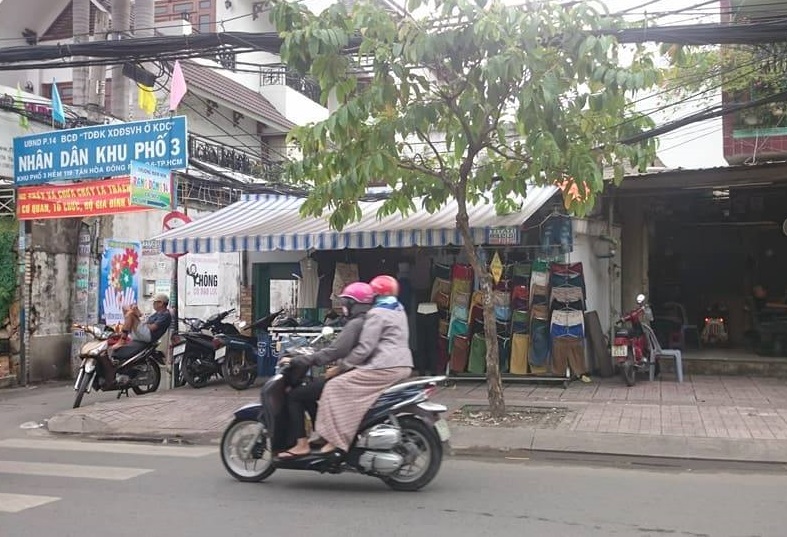 MT kinh doanh đường Hậu Giang, 5.4x19m, gần chợ lớn